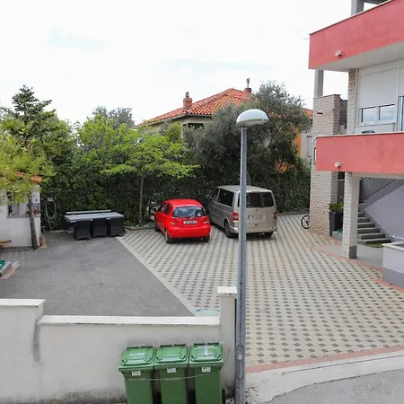 With A Parking Space - 16430 *