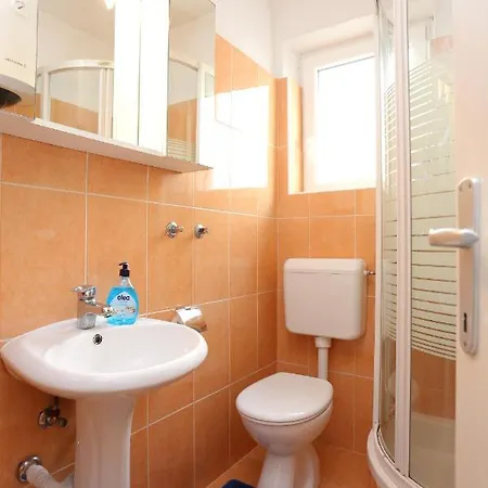 With A Parking Space - 16430 Makarska